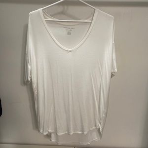 American Eagle soft & sexy V neck tee